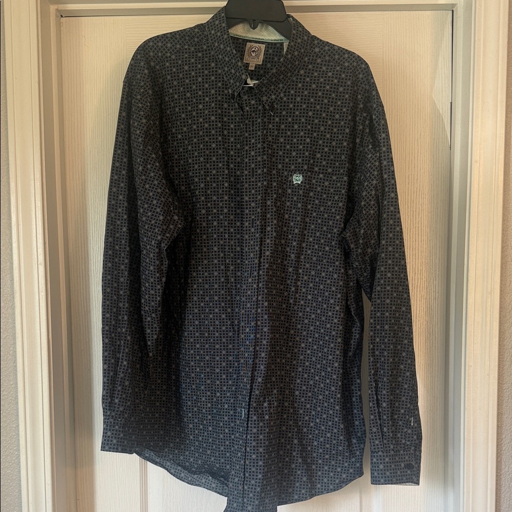Cinch Men's Dark Patterned Button Down Shirt